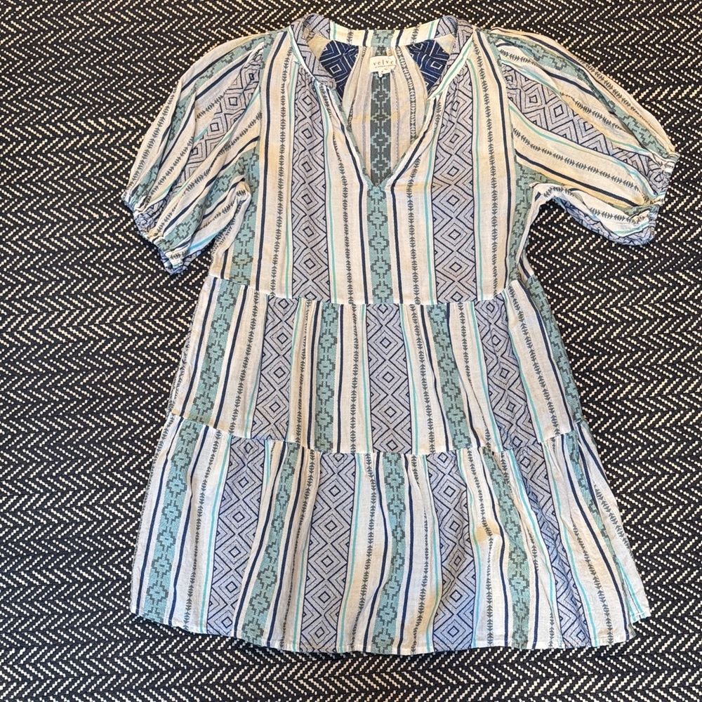 Velvet by Graham & Spencer Blue and White Patterned Dress